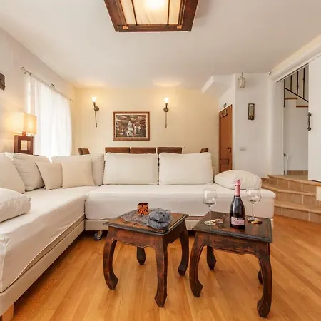 Holiday Harmony * Žrnovnica