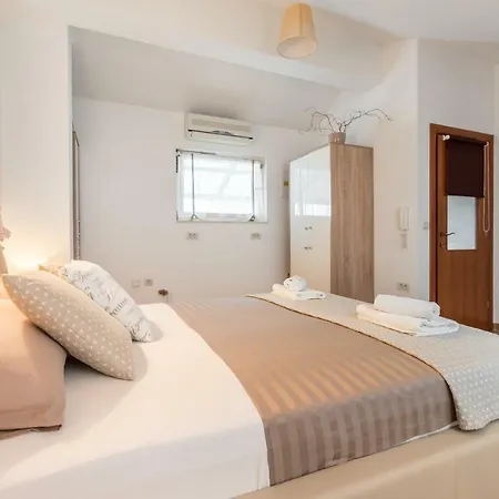 Holiday Harmony Žrnovnica